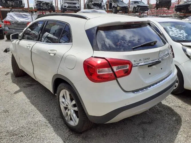 sucata mercedes gla 