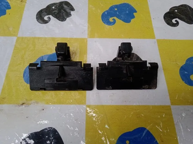 Par Esguicho Brucuto Parabrisa Original Fiat Argo 18-20  