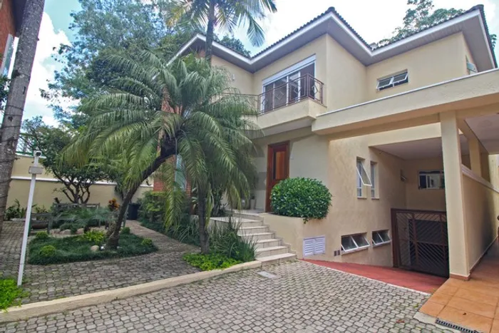 Casa de Condomínio - 4 Dormitórios (Suítes) à Venda no Jardim Prudência, São Paulo/SP