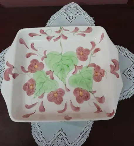 TRAVESSA REFRATÁRIA EM PORCELANA PINTADA A MÃO