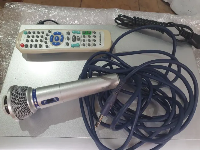 Karaoke e dvd cvd 690 cougar Usado