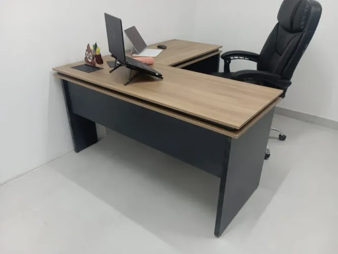 MESA EM L  BORDA ROMANA 1,40X1,40X0,60 MARCENARIA PRÓPRIA 