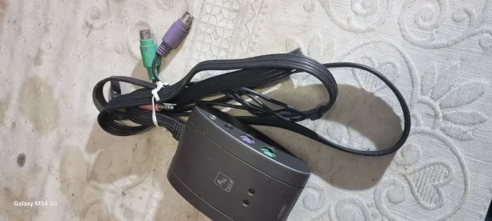 KVM Switch 2 Portas - A-Tech - Usado