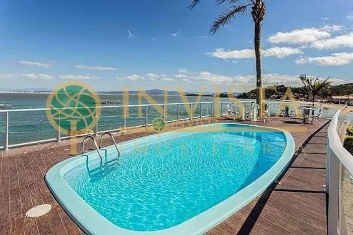 À venda | Frente Mar, Piscina Privativa, 300 m², 3 quartos e 8 vagas de garagem - Sambaqui