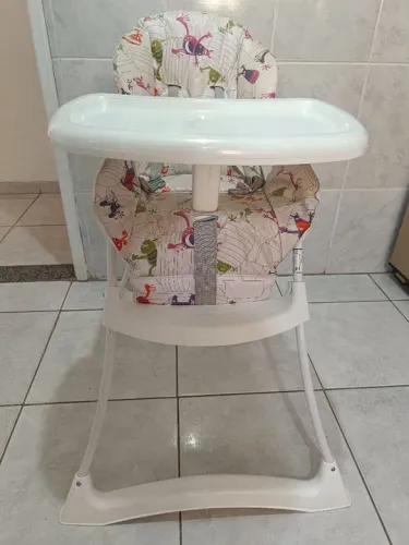 Cadeira de Alimentação Infantil