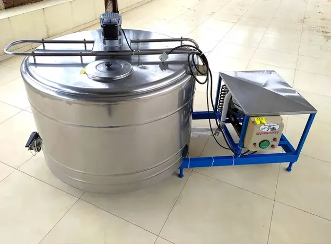 Tanque Agranel de Leite 300 Litros Inox Resfriador Tina Sorvetes Açaí Misrturador 