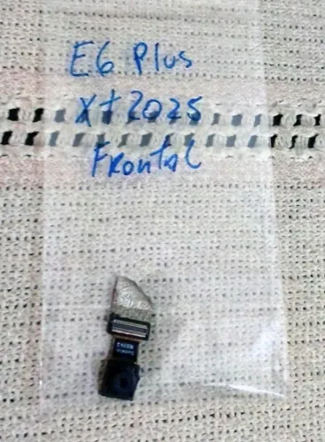 [ Moto e6 Plus ] Câmera Frontal / XT2025