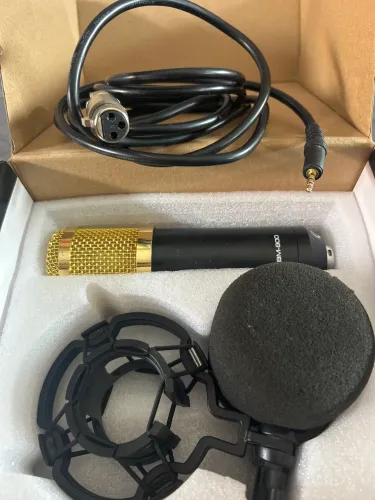 Microfone condensador Bm900 XLR-P2