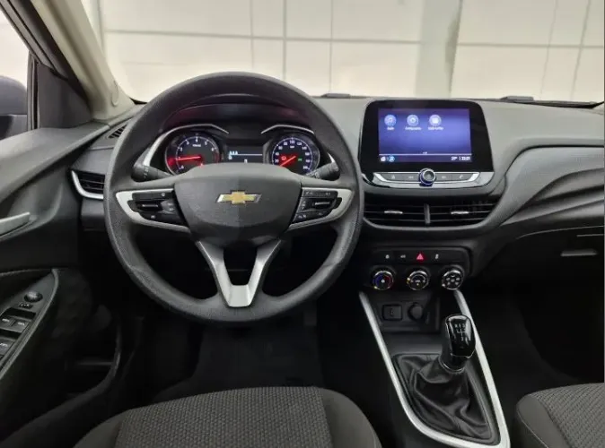 Onix 2023 troco por moto