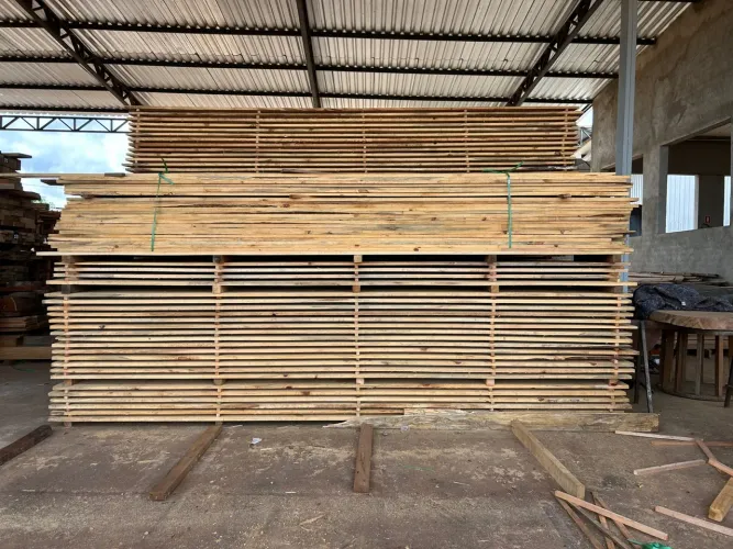 Tábua pinus Madeiras para construção