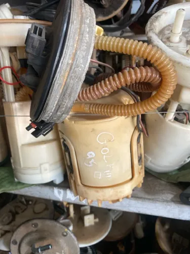 Bomba de combustível Golf mk3 95