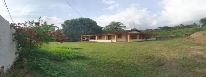 Sítio à Venda em Amélia Rodrigues - 4.500 m² de Natureza e Conforto