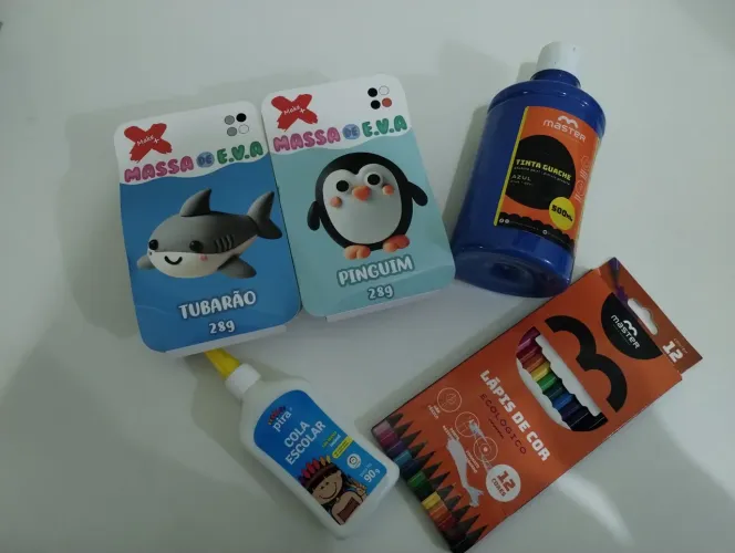 Kit papelaria para crianças