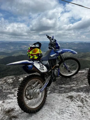 Yamaha TTR 230 2025 - Moto impecável, toda equipada