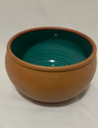 Tigela de Cerâmica vermelha Rústica com Interior esmaltado verde , grande 