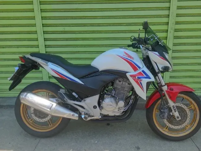 HONDA CB 300R 2015 BRANCA