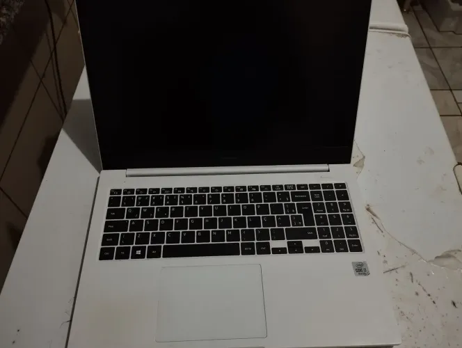 Notebook Samsung Book E30