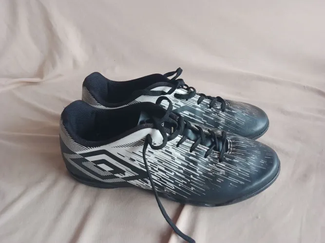 Chuteira Futsal Umbro