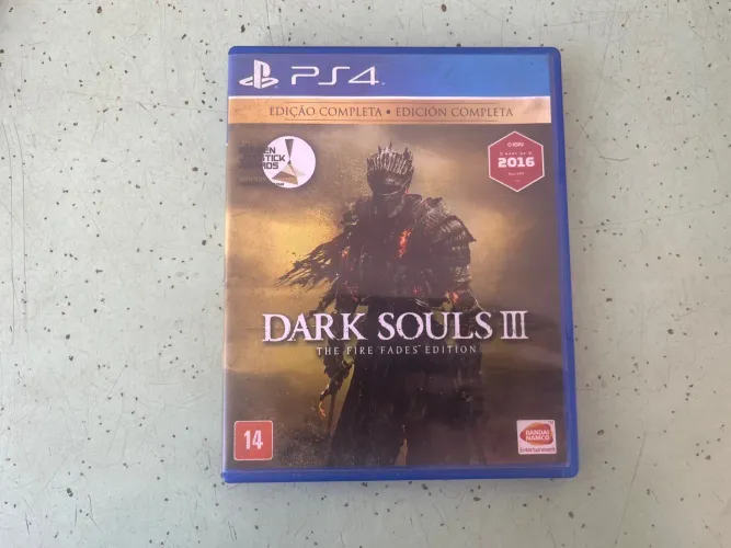 Dark Souls III: The Fire Fades Edition - PS4