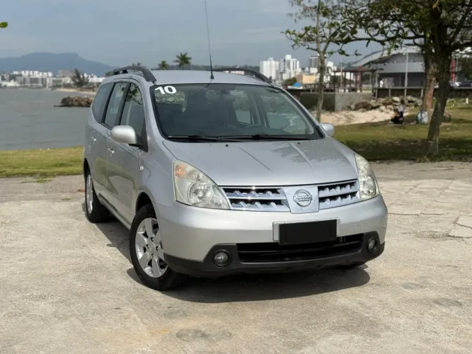 Nissan Grand Livina 1.8 S 16V 2011/2012 2010