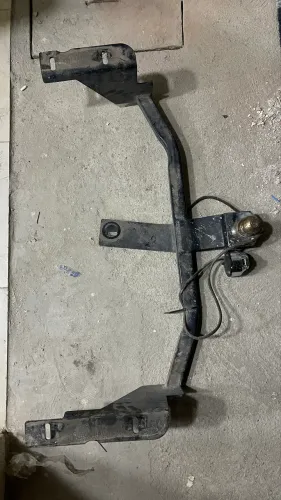 Vendo engate reboque para up tsi