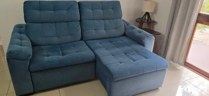 SOFA COM CHAISE TECIDO SUEDE ANIMALE