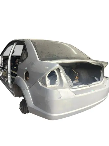 Lateral esquerda fiesta sedan 2005 2006 2007 08 09 10 11 12 