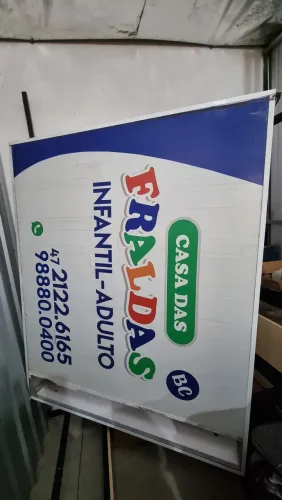 Placa de loja iluminada - estrutura metálica pronta pra uso