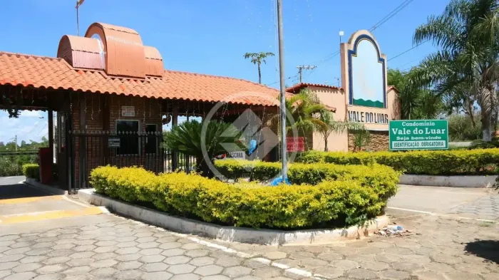 Sitio em um Terreno de 1.100 m2 condomínio Vale do Luar em Jaboticatubas codigo: 154109