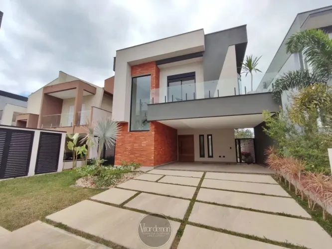 Casa nova no condomínio Bella Citta