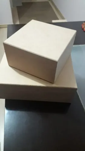 Caixa grande e pequena em MDF novas