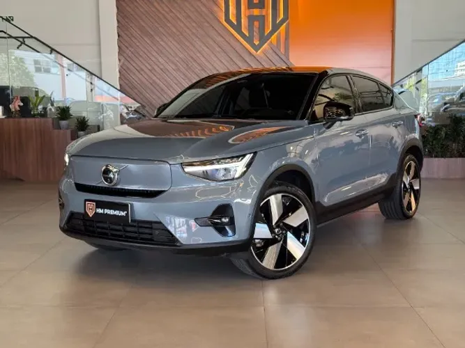 Volvo C40 Recharge Pure Eletric (elétrico) 2022