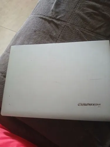 Notebook Lenovo IdeaPad Intel Core i3 2375M 2ª Geração 4GB de RAM 