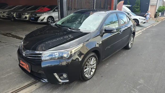 Corolla XEI 2016 automatico couro multimidia pneus novos 