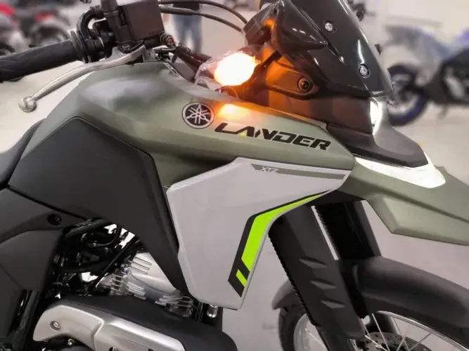 Zero km com tecnologia e estilo - Lander Connected 2026