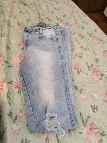 Calça jeans semi nova tamanho 40