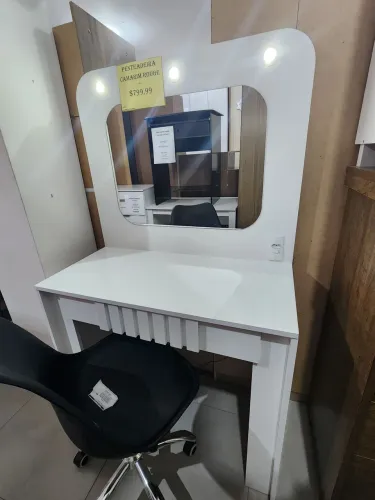 Penteadeira com Led nova