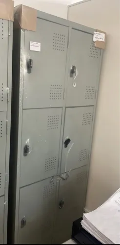 MB Armário de aço guarda volume 8 lugares 