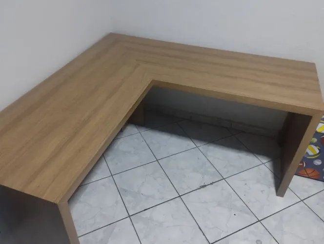 Mesinha de Canto 1,57x1,57