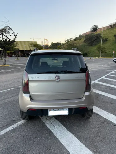 Fiat Idea Attractive 1.4 Fire Flex 8V 5P 2014