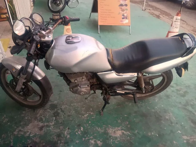 Vendo Suzuki yes 2.700