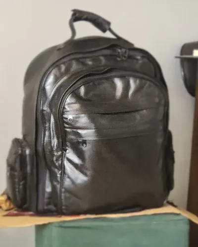 Mochila Couro legítimo tamanho gigante sem marca