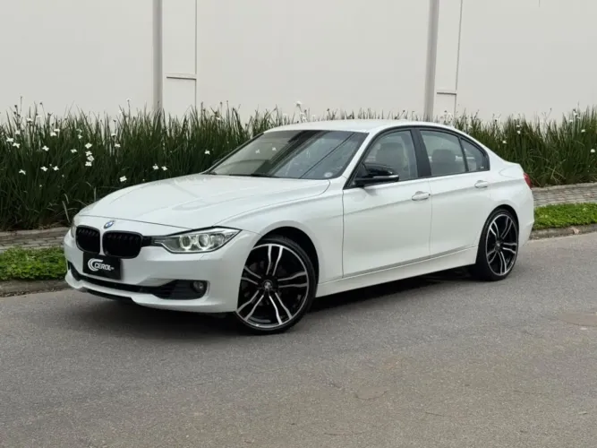BMW 320I A 2.0 Turbo/activeflex 16V 184cv 4P 2015