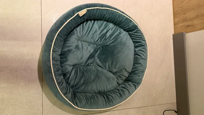 Cama Pet Premium Redonda Veludo Azul Petróleo - Super Macia