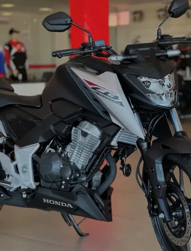 CB TWISTER 300- PRONTA ENTREGA