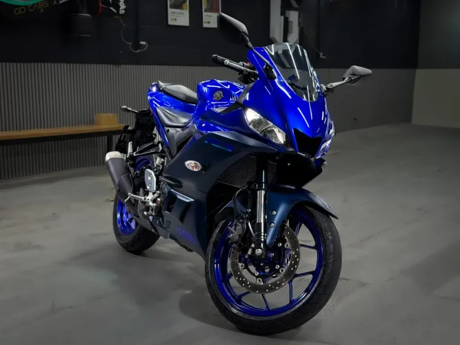 Yamaha YZF R-3 321/ABS