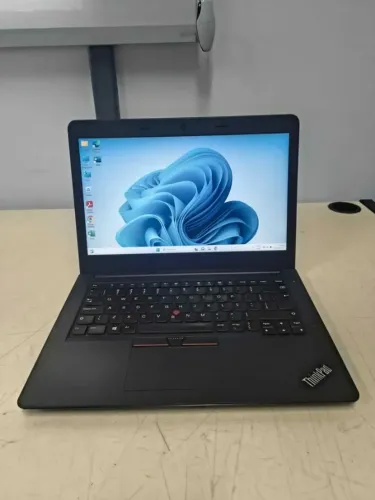 Notebook Lenovo ThinkPad: Intel Core i5 7° Geração, 16GB, SSD 256GB, Leitor Biométrico