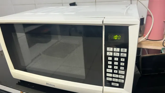 Vendo lindo e perfeito microondas com garantia