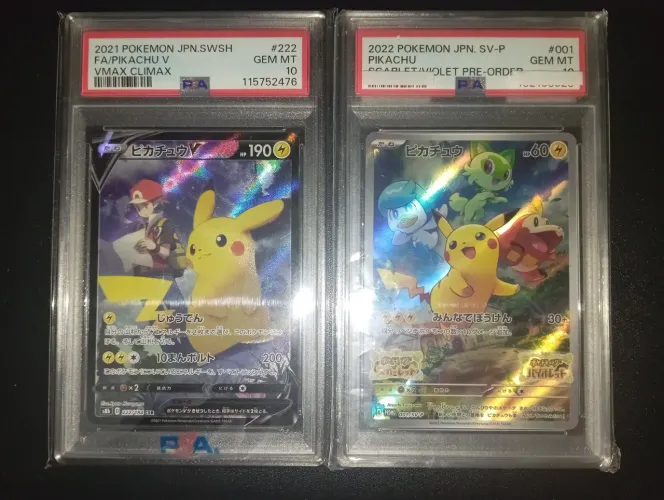 2 Cartas Pokemon TCG Pikachu V e Pikachu PROMO Graduadas PSA 10