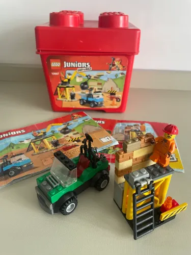 Lego Juniors Constructions 10667